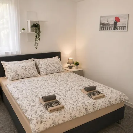 Fenyves Lak Balatonszeplak Apartment